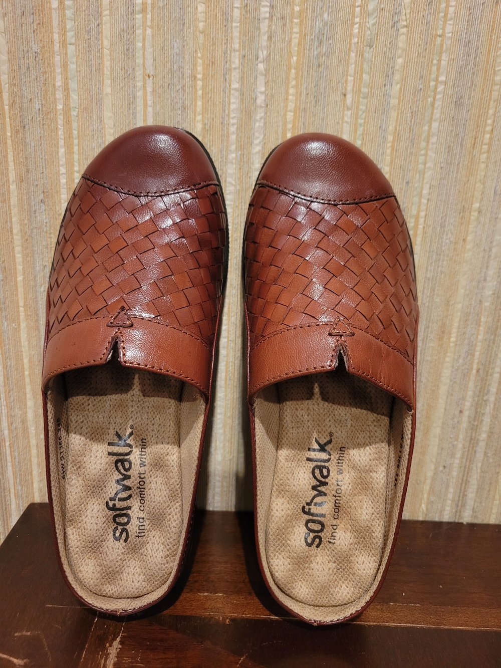 New SoftWalk Women's Cognac Brown Leather Woven Slip-On Loafers San Marcos 6.5W